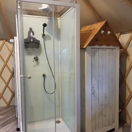Yourte De Deconnexion Chauffage Climatisation Οργανωμένο κάμπινγκ