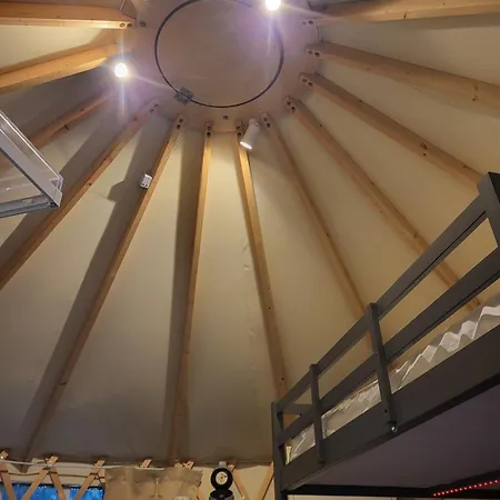 Yourte De Deconnexion Chauffage Climatisation Οργανωμένο κάμπινγκ
